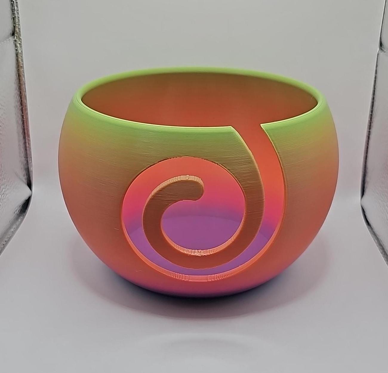 Elegant 3D-Printed Spiral Yarn Bowl: Unique Knitting & Crochet Accessory, Functional Craft Storage Gift