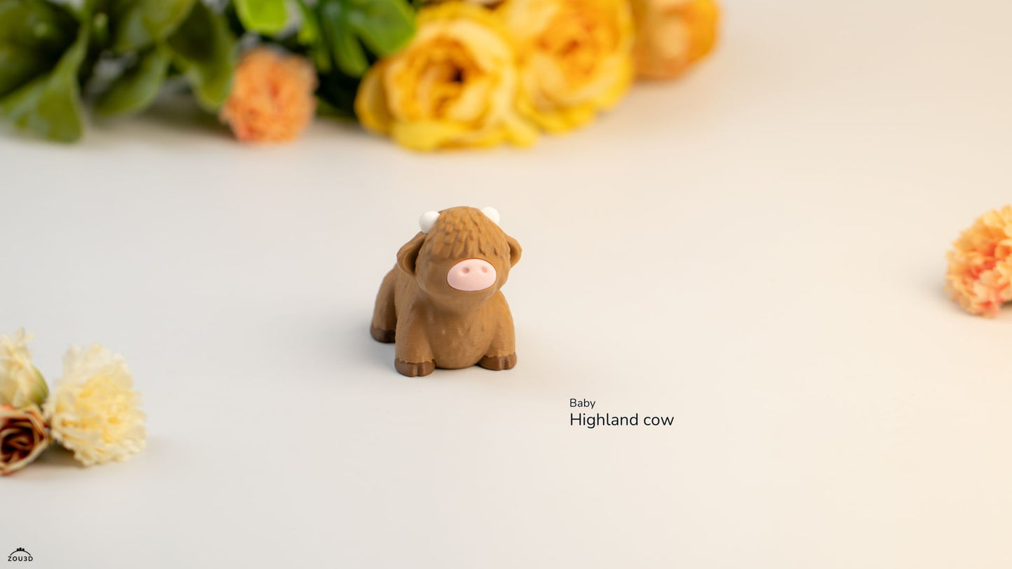 Highland Cow Mini Figure